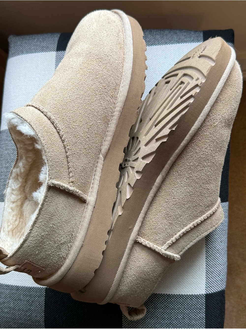 UGG Sand Classic Micro Boots Slipper Size 10 Excellent - Picture 5 of 13